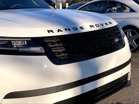 New 2026 Land Rover Range Rover Velar S image 34