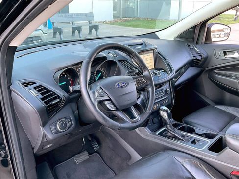 Used 2018 Ford Escape Titanium AWD/4WD image 18