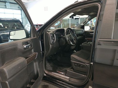 Used 2020 Chevrolet Silverado 1500 LT Trail Boss w/ Convenience Package image 8