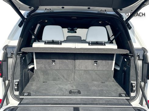 Certified 2023 BMW X7 xDrive40i w/ M Sport Package image 28