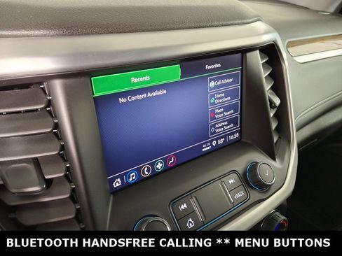 Used 2023 GMC Acadia SLE w/ Driver Convenience Package image 19