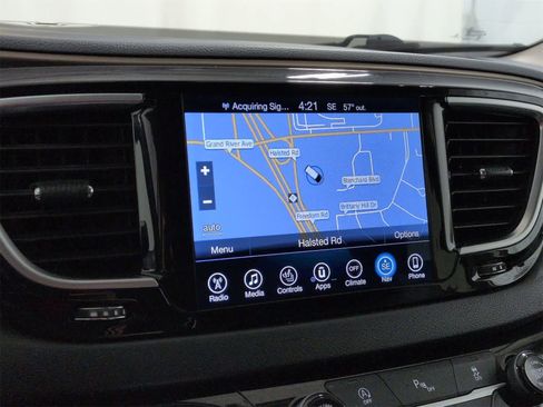 Certified 2017 Chrysler Pacifica Touring-L Plus image 30