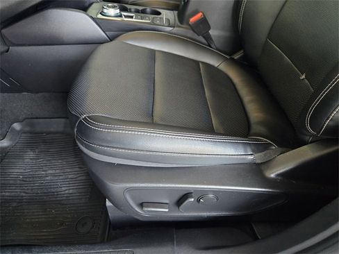 Used 2022 Ford Escape SEL image 23