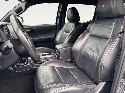 Used 2020 Toyota Tacoma TRD Pro image 9