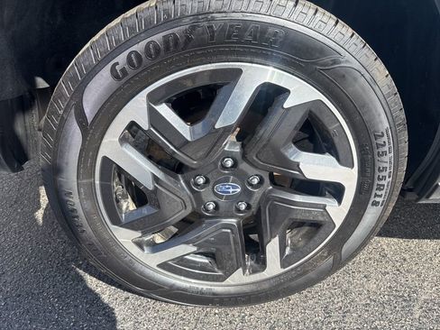 Used 2025 Subaru Forester Limited image 8