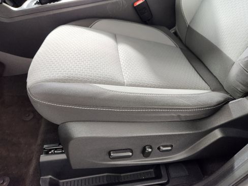 Used 2018 Ford Escape SE w/ Ford Safe & Smart Package image 13