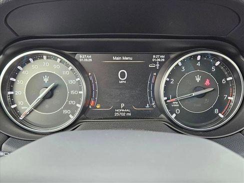 Used 2021 Maserati Levante image 11