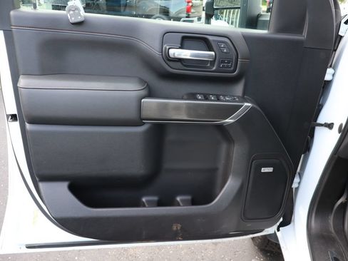 Used 2022 GMC Sierra 2500 AT4 w/ AT4 Premium Plus Package AWD/4WD image 26