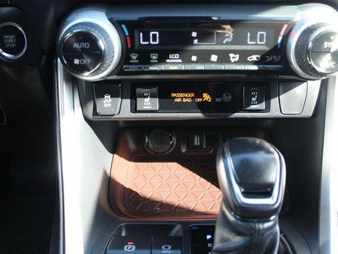 Certified 2021 Toyota RAV4 Limited FWD image 39