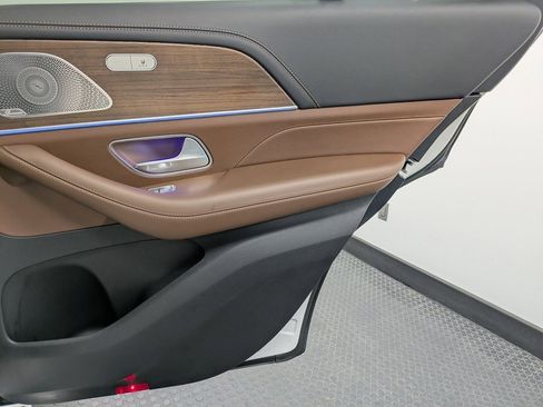 Used 2024 Mercedes-Benz GLE 53 AMG 4MATIC image 25