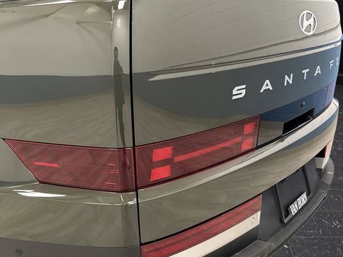 Used 2024 Hyundai Santa Fe Limited image 38