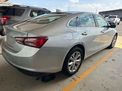 Used 2019 Chevrolet Malibu LT FWD image 10