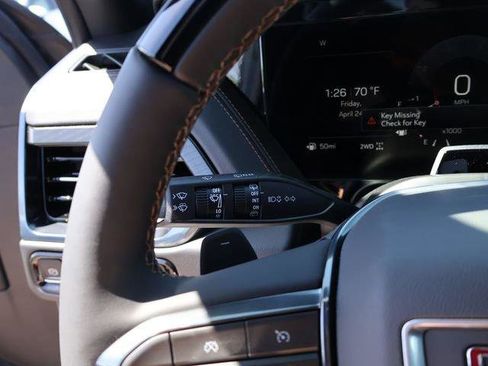 New 2026 GMC Yukon XL AT4 AWD/4WD image 33