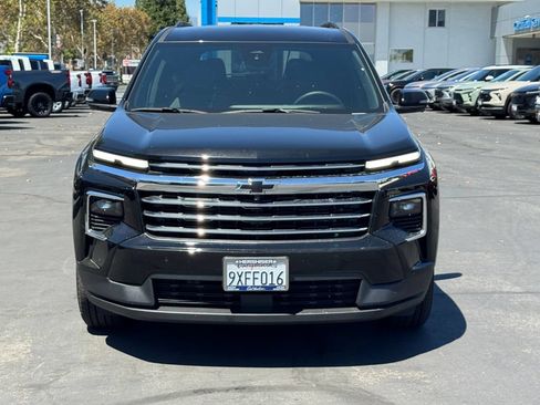 New 2026 Chevrolet Traverse LT w/ Driver Confidence Package FWD image 2