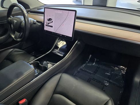 Used 2018 Tesla Model 3 Long Range image 5