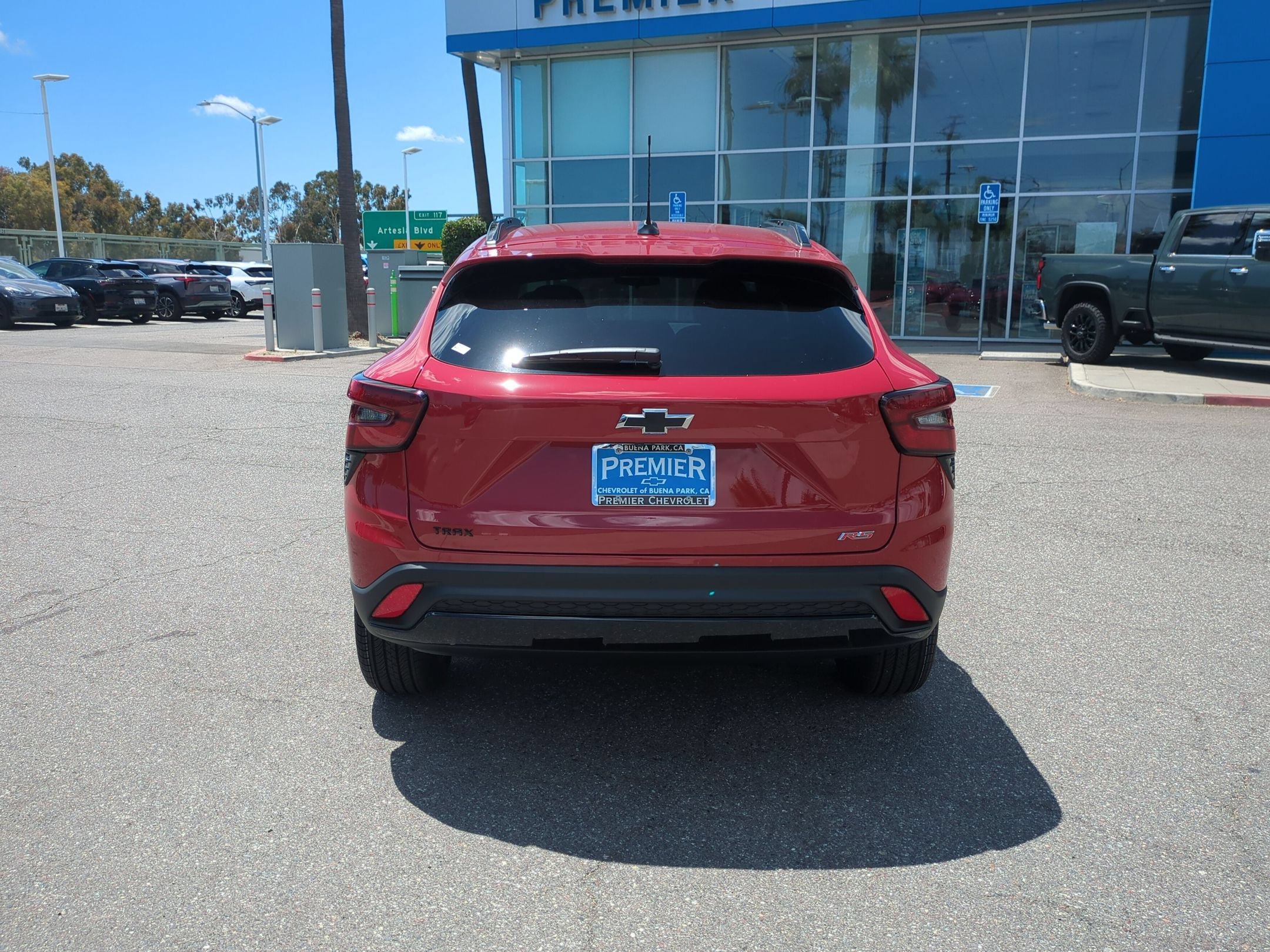 Used 2026 Chevrolet Trax RS w/ Driver Confidence Package FWD image 4
