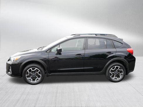 Used 2017 Subaru Crosstrek 2.0i Premium AWD/4WD image 4