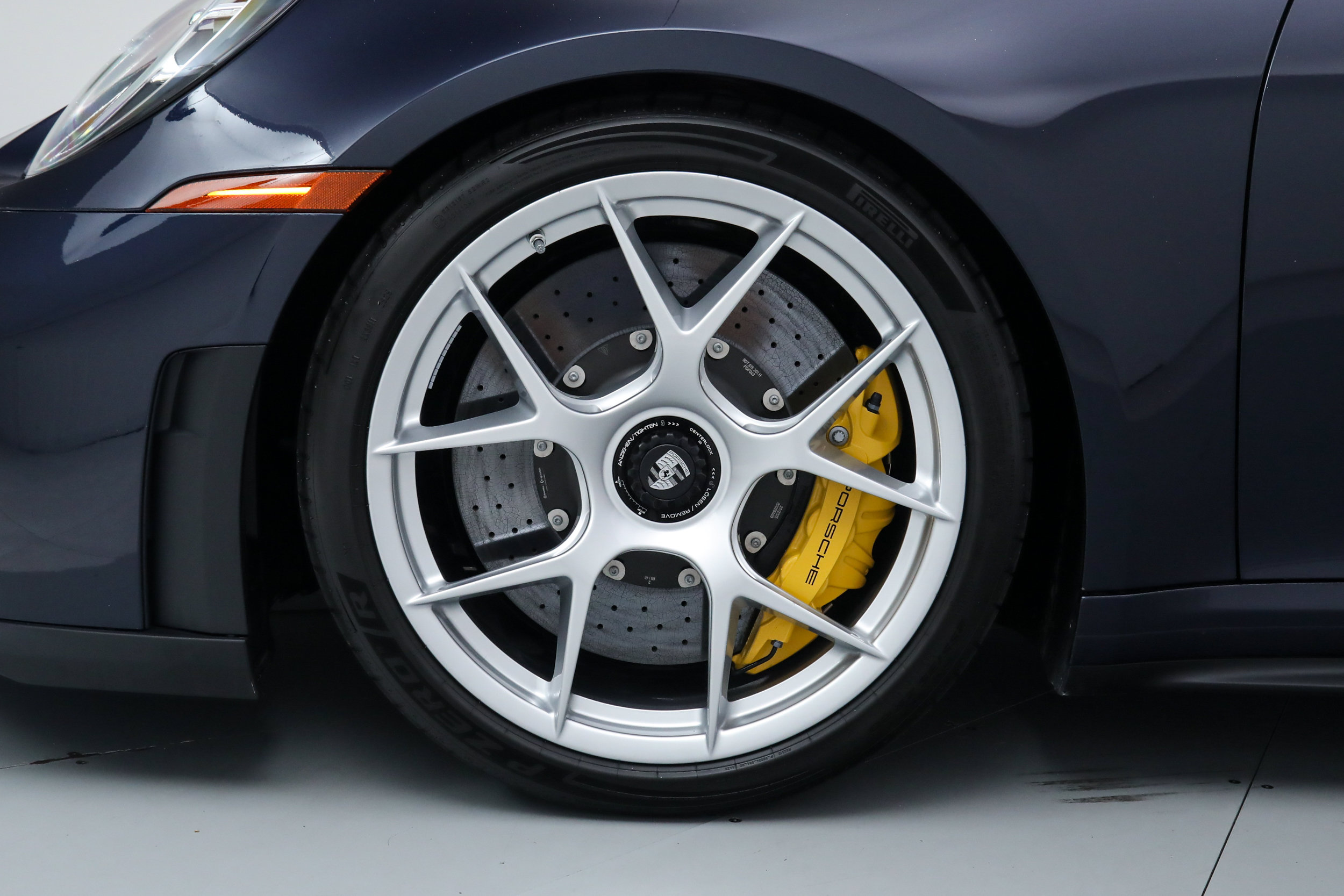 Used 2026 Porsche 911 GT3 RWD image 38