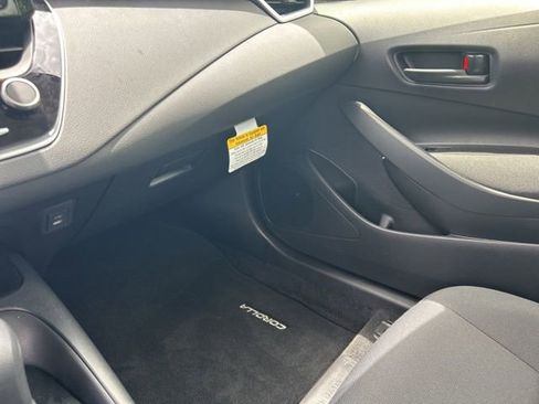 Used 2026 Toyota Corolla LE FWD image 32