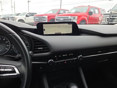 Used 2021 MAZDA MAZDA3 s image 16
