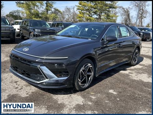 New 2026 Hyundai Sonata SEL FWD image 3