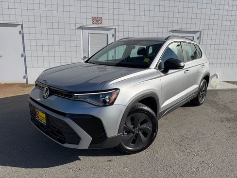 New 2026 Volkswagen Taos S image 1