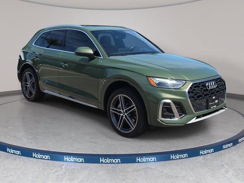 Certified 2021 Audi Q5 e Premium AWD/4WD image 4