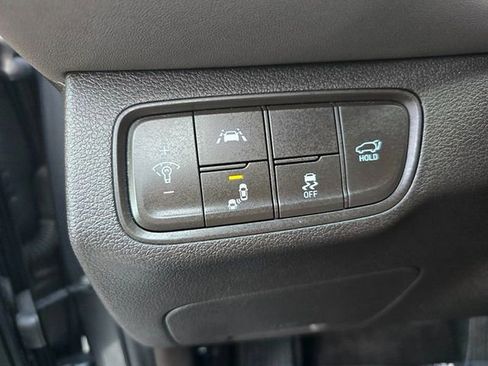 Used 2019 Hyundai Santa Fe Limited FWD image 19