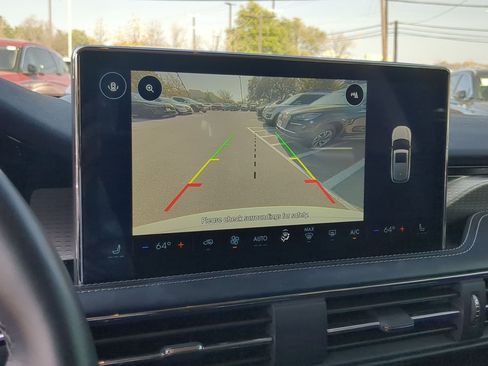 Used 2024 Lincoln Corsair Reserve image 16