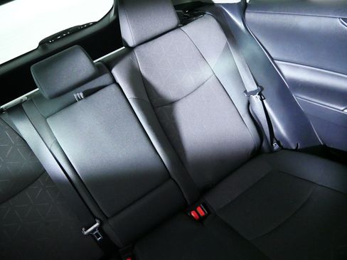 Used 2024 Toyota RAV4 XLE AWD/4WD image 14