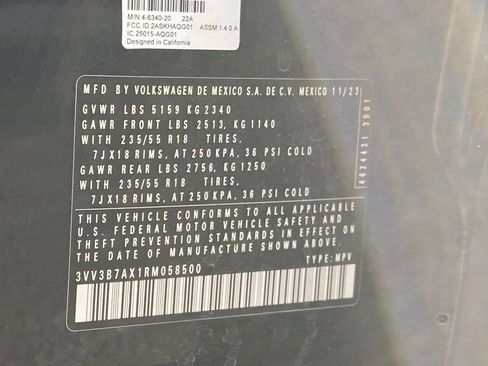 Used 2024 Volkswagen Tiguan SE image 31