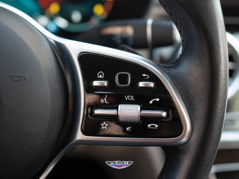 Used 2021 Mercedes-Benz C 300 Sedan image 25