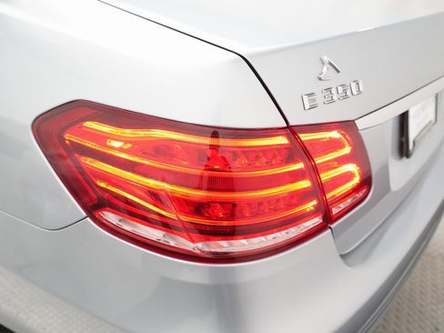 Used 2015 Mercedes-Benz E 350 4MATIC Sedan image 32