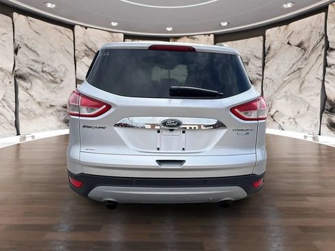 Used 2016 Ford Escape Titanium AWD/4WD image 3