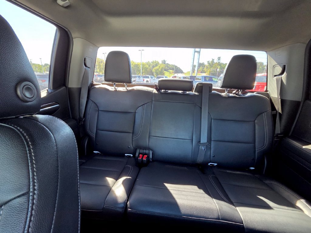 Used 2025 GMC Sierra 1500 Denali AWD/4WD image 25