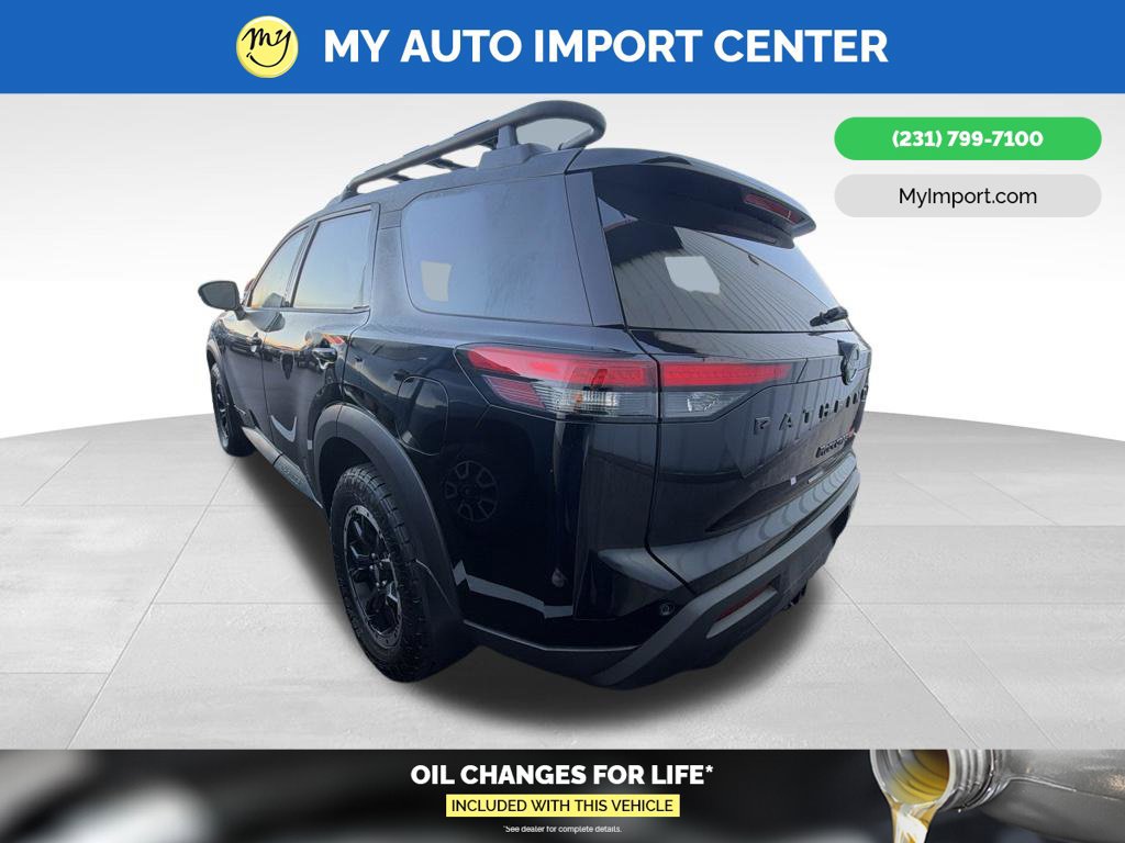Used 2025 Nissan Pathfinder Rock Creek AWD/4WD image 4