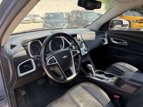 Used 2011 Chevrolet Equinox LTZ FWD image 12