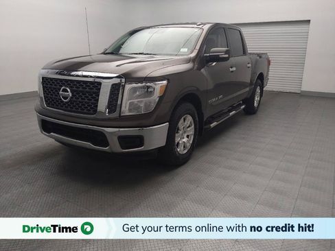 Used 2018 Nissan Titan SV RWD image 1