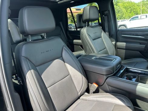 Used 2024 GMC Yukon Denali w/ Denali Reserve Package AWD/4WD image 50