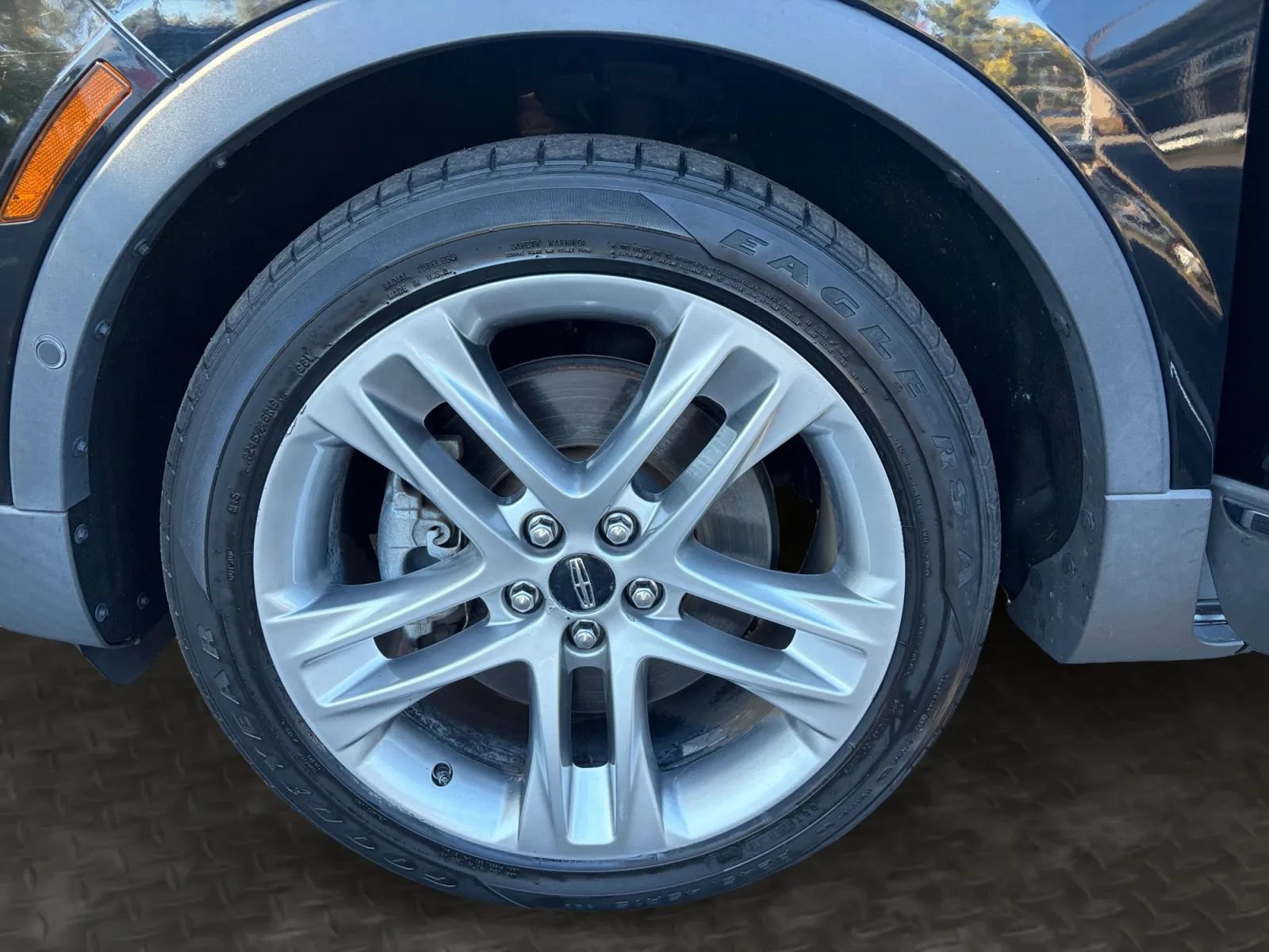 Used 2017 Lincoln MKC Reserve AWD/4WD image 36
