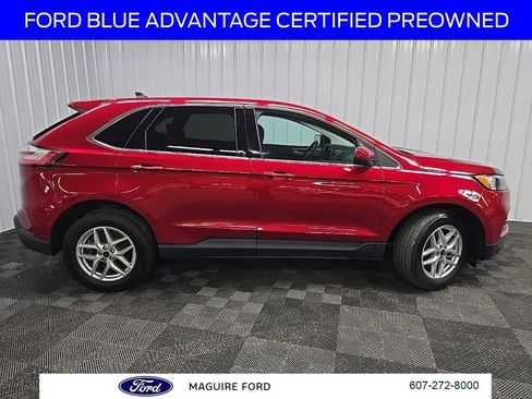 Certified 2024 Ford Edge SEL w/ Convenience Package AWD/4WD image 3