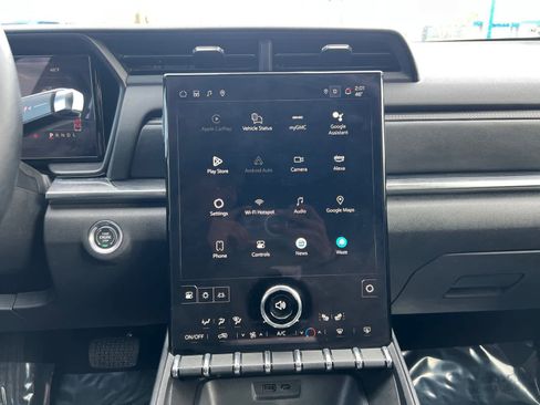 Used 2025 GMC Terrain Elevation image 25