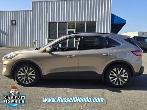 Used 2020 Ford Escape Titanium image 8