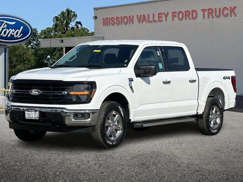 Used 2025 Ford F150 XLT w/ Equipment Group 301A Standard AWD/4WD image 8
