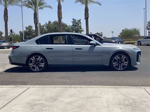 New 2025 BMW 740i w/ Premium Package image 5