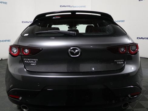 New 2026 MAZDA MAZDA3 Hatchback w/Premium Plus Pkg image 5
