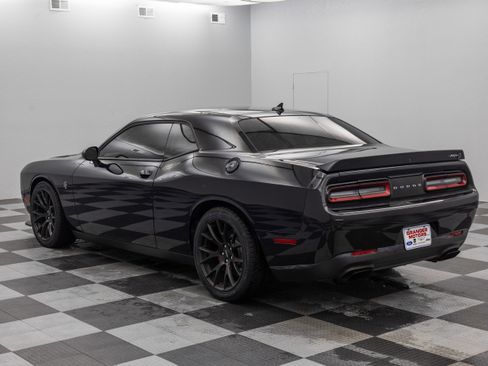 Used 2015 Dodge Challenger SRT Hellcat image 8
