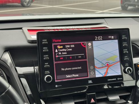 Used 2024 Toyota Camry XSE w/ Navigation Package image 21