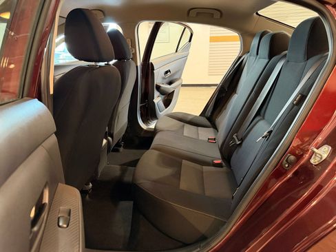 Used 2025 Nissan Sentra SV FWD image 24