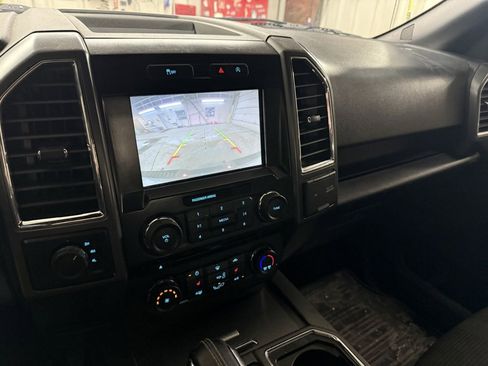 Used 2015 Ford F150 XLT w/ Equipment Group 302A Luxury image 8